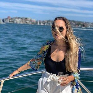 Meet your Posher, Sharina